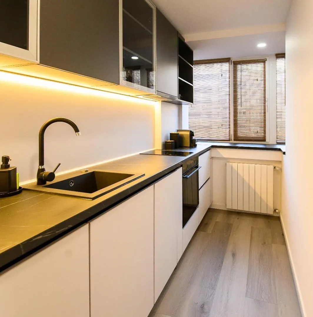 Friendly Apartment In Bucharest